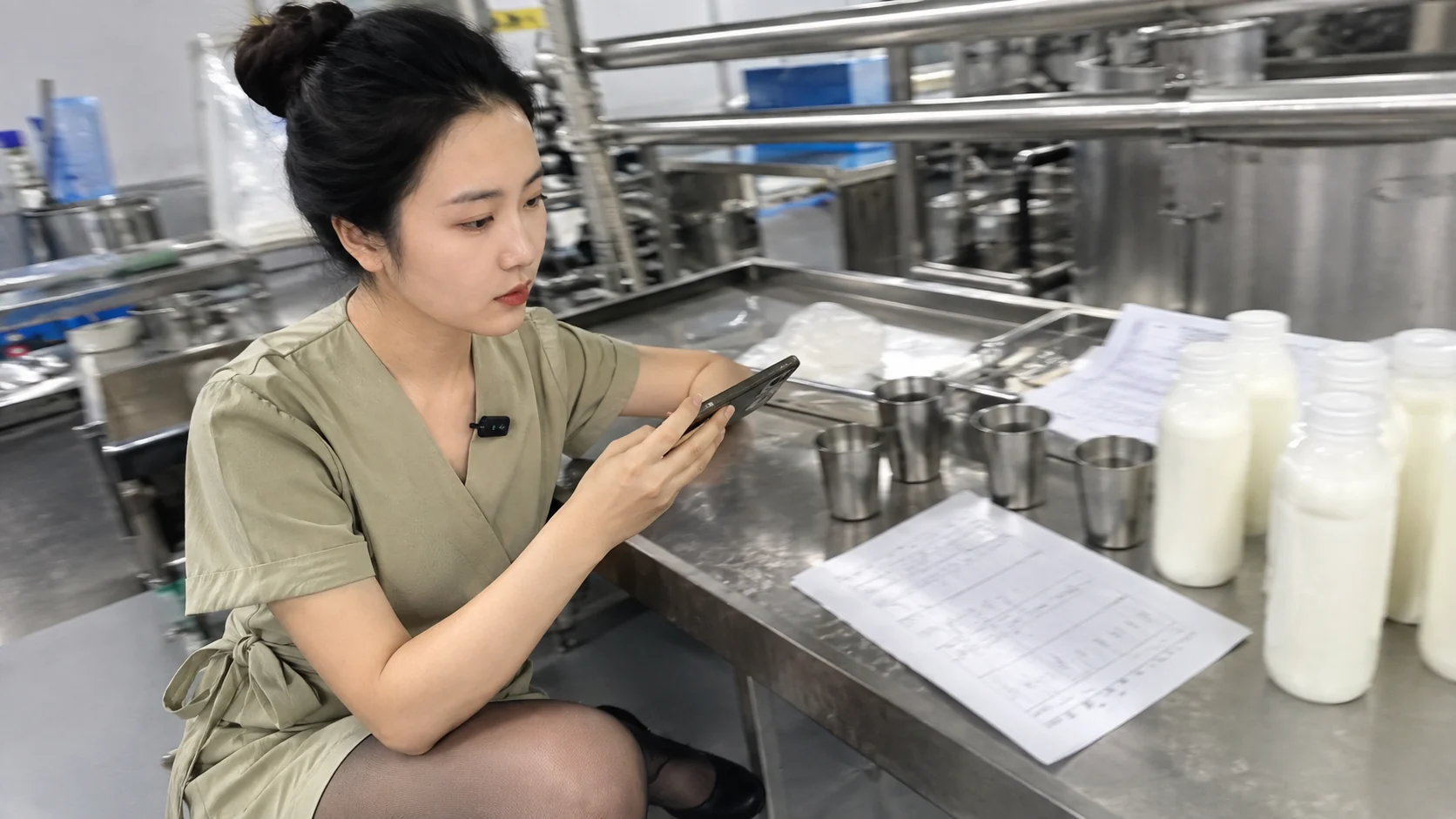 牛奶换供应商，检验报告齐全就能直接量产吗？