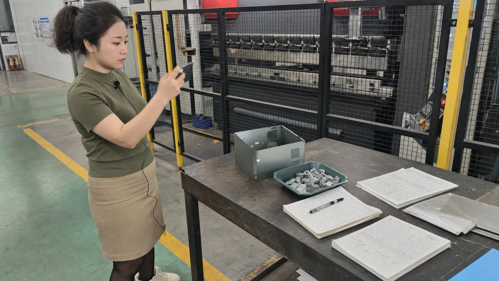钣金代工赶交期换了板料批次，首件未追溯就放量更费钱